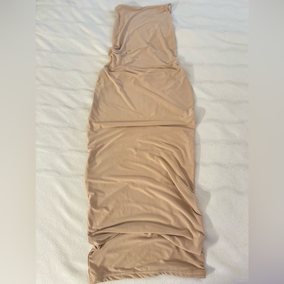 PrettyLittleThing Beige Slinky Open Back Midi Dress | Size 4 NWT‎ - Picture 6 of 6